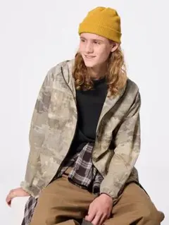 GU 迷彩柄 ナイロンジャケット フード付 Mサイズ