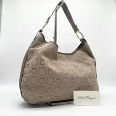 Item thumbnail for item 62394231-f104-43e3-880a-07ead6082652