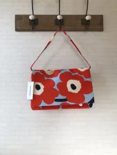 marimekko マリメッコ　MEGA UNIKKO　クラッチ　ハンドバッグ