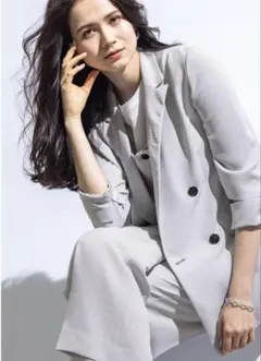 新品未使用【INDIVI】テーラードジャケット　36