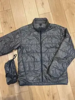 U.L.サーマラップジャケット モンベル　ガンメタル　 収納袋あり