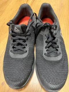 Reebok スニーカーブラック　27cmのサムネイル