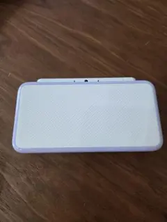 NEW NINTENDO 2DS LL