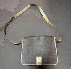 CELINE ブラウンレザーショルダーバッグ