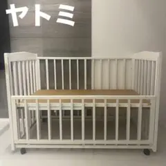 ベビーベッド ホワイト 木製 すのこ床板 ヤマサキ - メルカリ