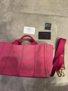 PRADA カナパトートピンク トートバッグ