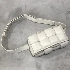 2025年最新】Bottega Veneta カラー：ホワイト系 ボディバッグ