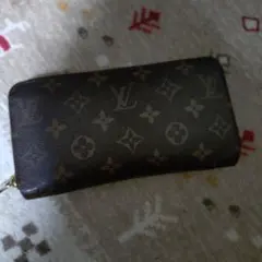 Item thumbnail for item c8295554-4e84-48bf-8149-21f85d5537da