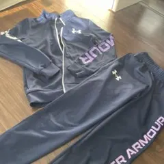 Under Armour ネイビー ジャージ
