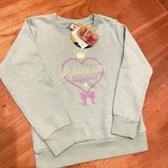 新品　未使用　長袖　トレーナー　トップス　起毛　緑　ハート　130㎝