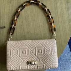 ZARAベージュ ショルダーバック