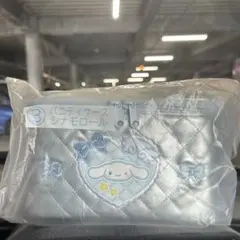 サンリオ くじ バニティーケース　シナモン　ハローキティ キティ