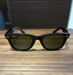 Ray-Ban Wayfarer サングラス ブラック