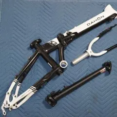 【中古】DAHON K3Plus前期型フレームセット・純正ハンドルポスト外折れのサムネイル