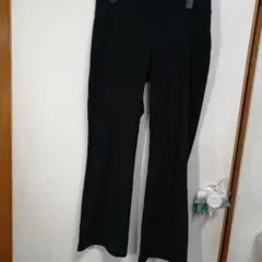 ブラック カジュアルパンツのサムネイル