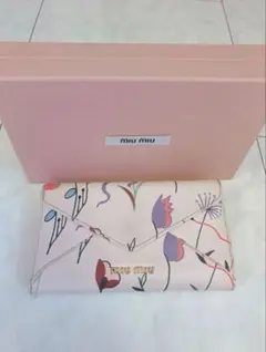 miumiu MADRAS マドラス　財布　花柄　箱無しでの発送のサムネイル