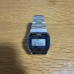 CASIO デジタル腕時計 シルバー
