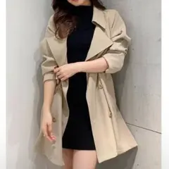 GYDA ジェイダ　2WAYオフショルトレンチコート　 ベージュ ライトベージュのサムネイル