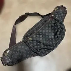 ラシット モノグラムウエストバッグ 送料無料　14-4 USED