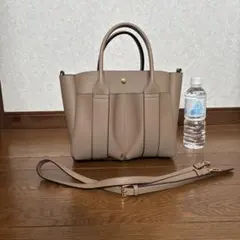【極美品】バッグ　グレージュ　使いやすいのサムネイル