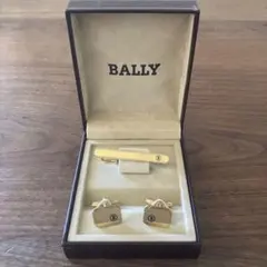 BALLY バリー タイピン＆カフスボタン セット ケース付き　シンプルのサムネイル