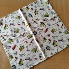 SANRIOレトロ　けろけろけろっぴ コットン生地（キャンプ柄）１ｍ