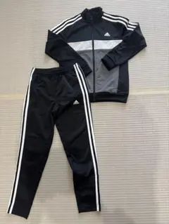 adidas ジャージ　140