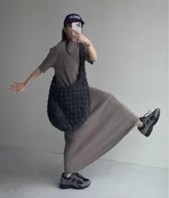 デイリースーパーストレッチプリーツワンピース［半袖］