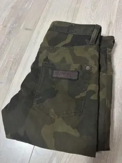 DSQUARED2 ディースクエアード 迷彩　パンツ