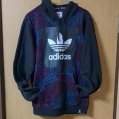 アディダス PAKAIAN パーカー Mサイズ！