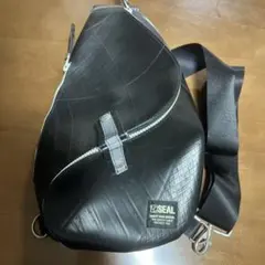 サコッシュ ショルダーバッグ