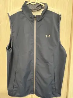 大きいサイズXXXL】アンダーアーマー heat gear フード付中綿ベスト