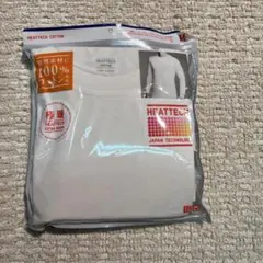 ユニクロ　極暖ヒートテッククルーネックT