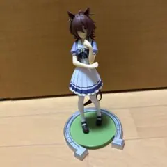 ウマ娘プリティーダービー アグネスタキオン フィギュア 制服