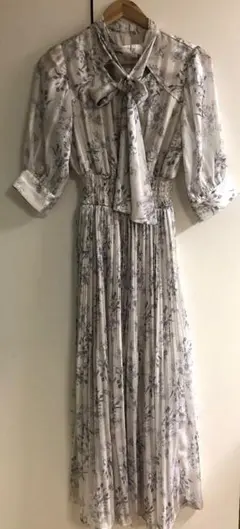 送料無料　人気　ダズリン　dazzlin ワンピース　M リボン