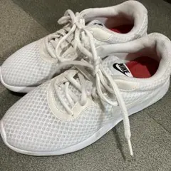 NIKE タンジュン　スニーカー　23cmのサムネイル