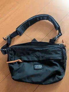 FREDRIK PACKERS ナイロン ボディバッグ 黒のサムネイル