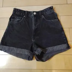 ZARA ブラックデニムショートパンツ