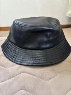 レザーバケットハット