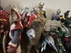 ウルトラマン 仮面ライダー　サドラ 怪獣 ソフビ フィギュア 大量セットゴーデス