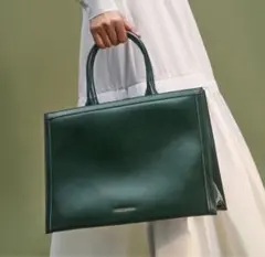 CHARLES&KEITH ダークグリーン レザー ショルダーバッグ