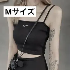 Nike ブラック リブタンクトップ クロップド丈　リブキャミソール　黒　定番