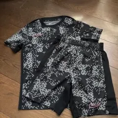 Nike Dri-FIT ジュニアMサイズとSサイズ
