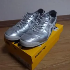 【値下げ終了・早い者勝ち】大人気OnitsukaTigerMEXICO 66SD