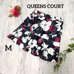 美品 【QUEENS COURT】花柄 フレアスカート ネイビー ピンク Mのサムネイル