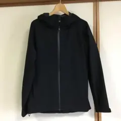 UNIQLO ブロックテックマウンテンパーカー Sサイズ　黒
