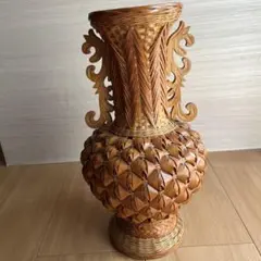 籐編み 花瓶 フラワーベース 装飾的デザインのサムネイル