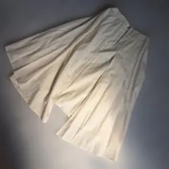 未使用●アドーアADORE●コットンラチネフレアースカート●ルフィルのサムネイル