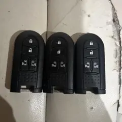 ダイハツ　スマートキー　4ボタン 3個 49
