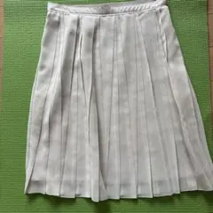 ARTISAN オフホワイト プリーツスカート ひざ丈のサムネイル